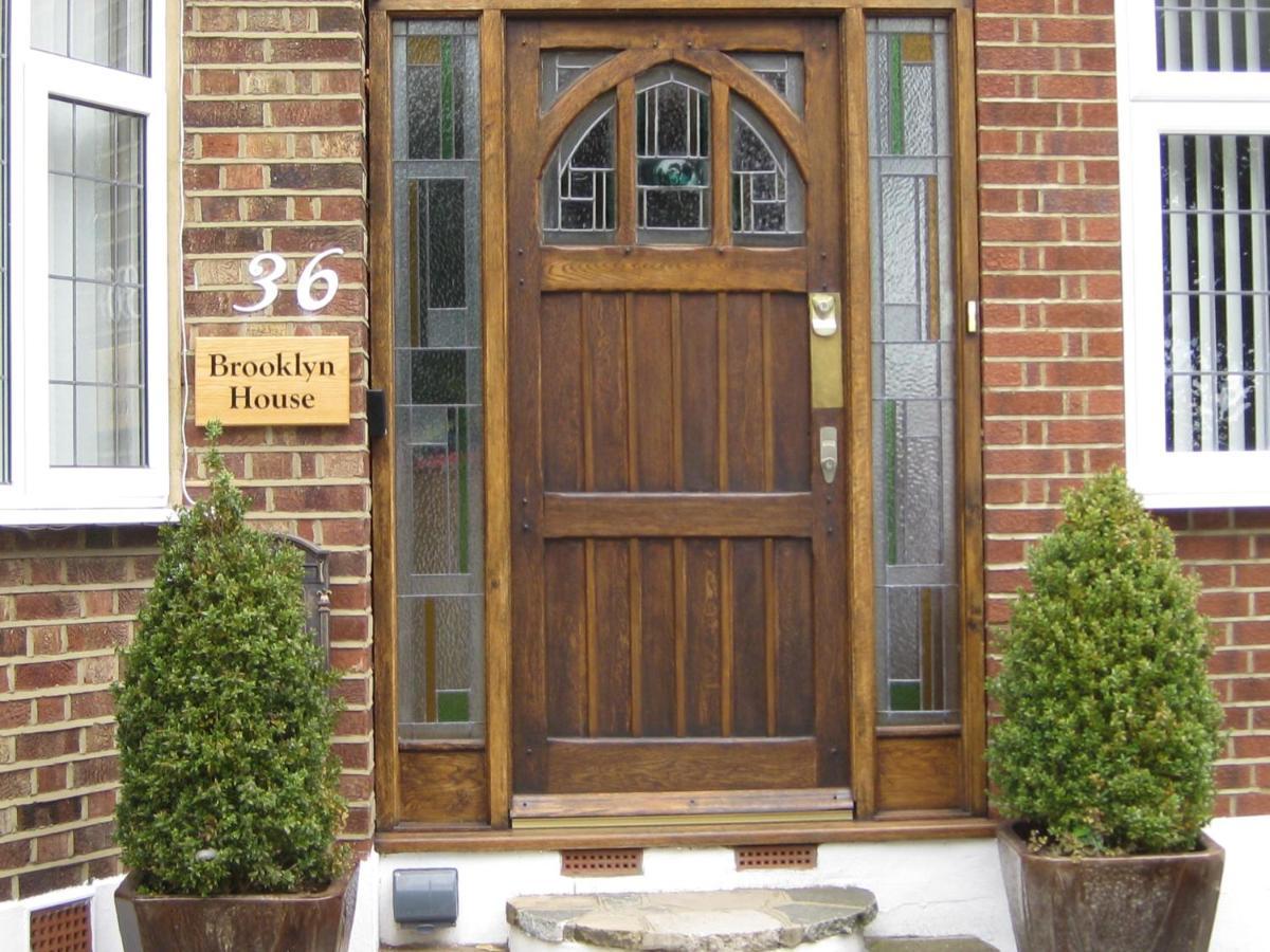 Hotel Brooklyn House à Barnet Extérieur photo